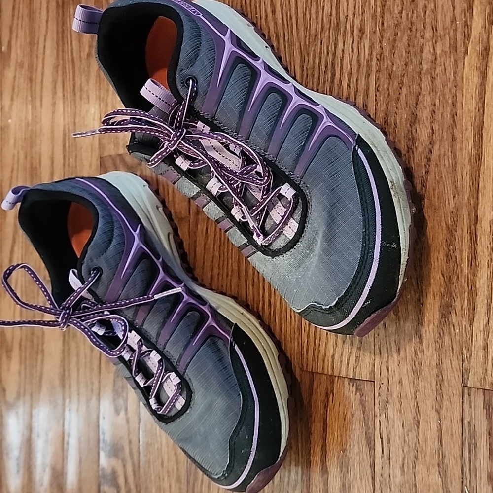 Merrell Air Cushion Womens Purple/grey Athletic Shoe Size 10 Performance Sneaker